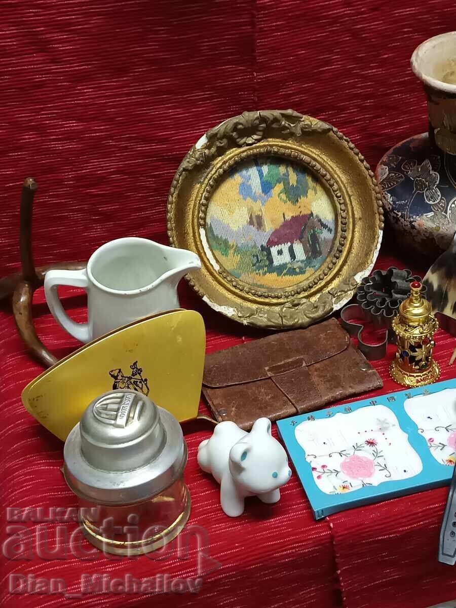 Lot de diverse obiecte vechi cu preț € 10.00 | 19.56 BGN