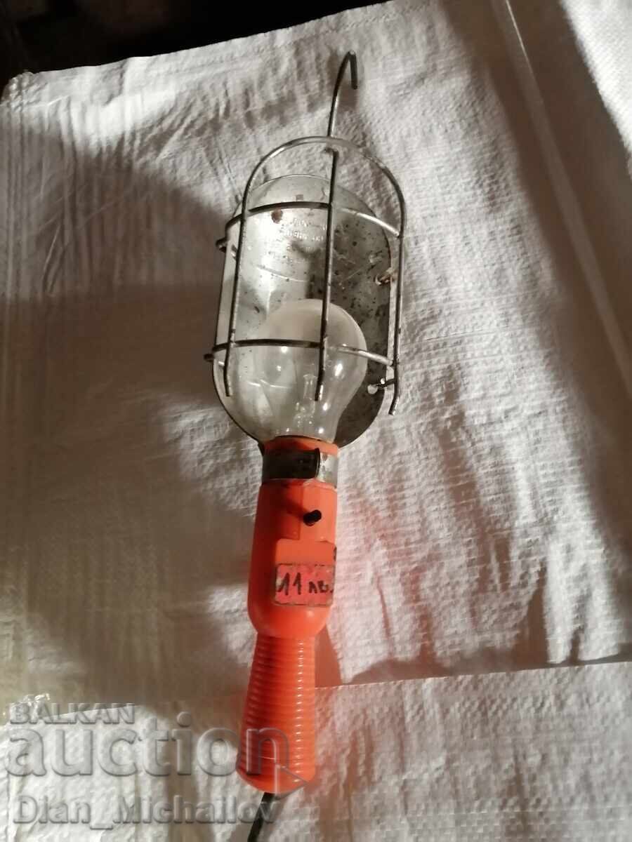 Veche Lampă Portabilă Soc Veche Lampă Portabilă Soc