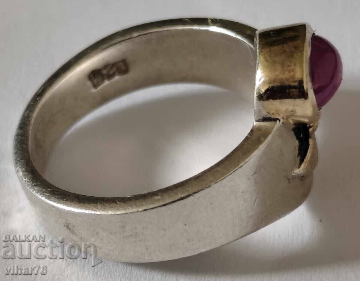 Licitație Inel de argint cu rubin