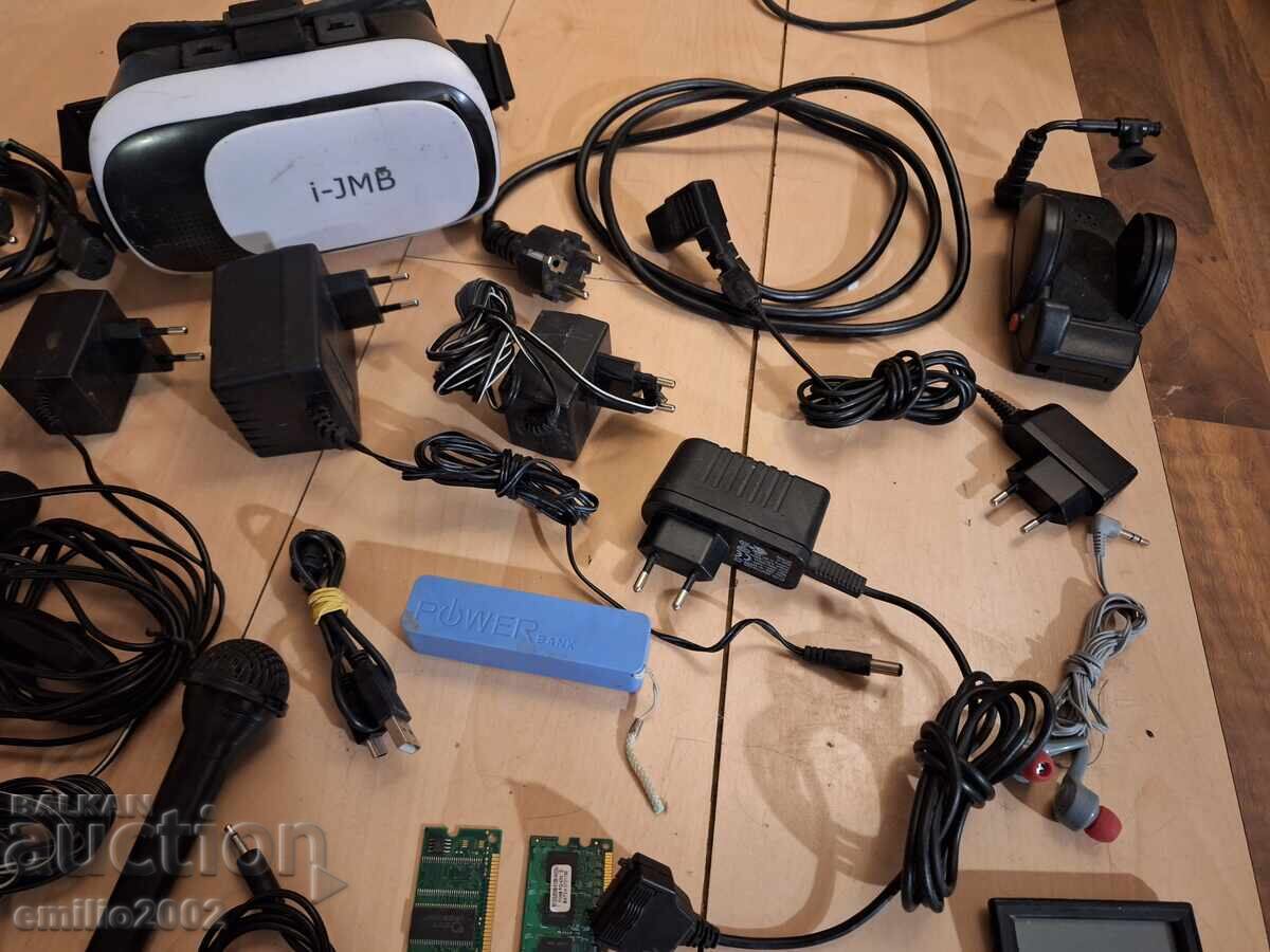 Auction  Various power cables and others