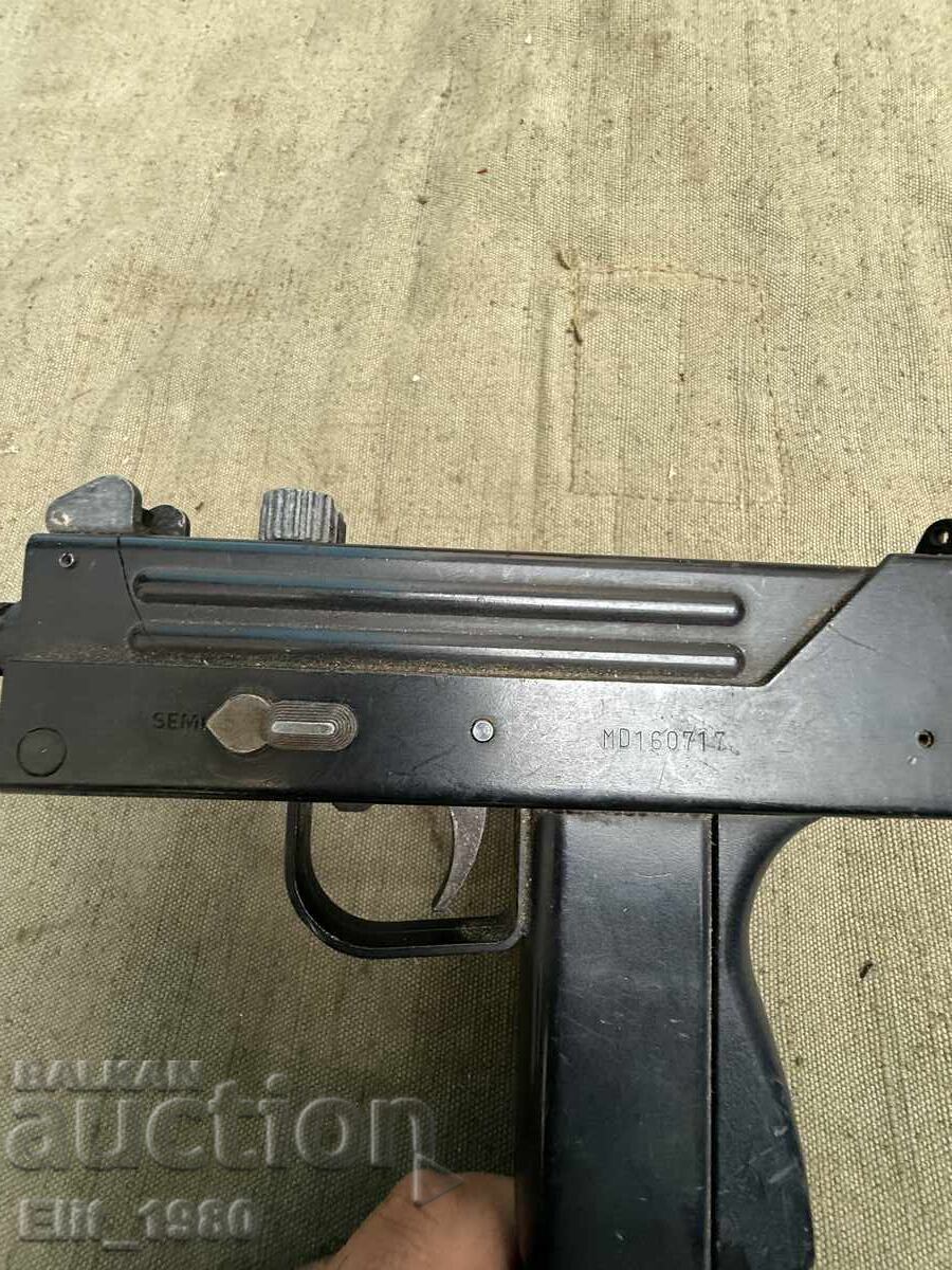 Delivery of Mac-10 (read the description)