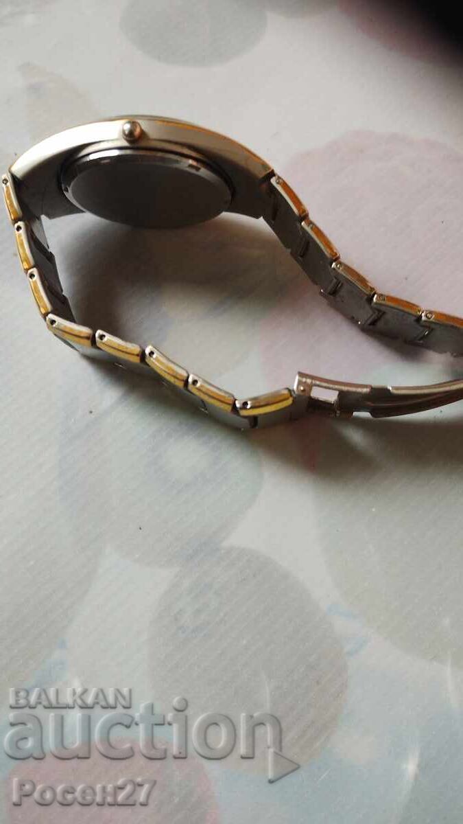 Delivery of Ferrari Quartz Watch