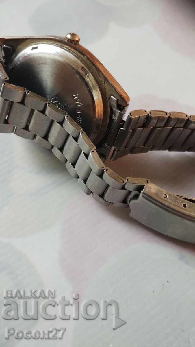 Аукцион Кварцов часовник seiko 5