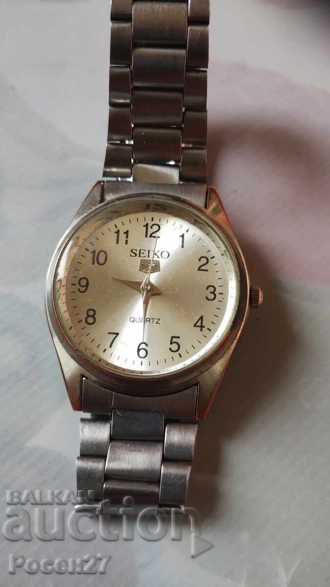 Кварцов часовник seiko 5