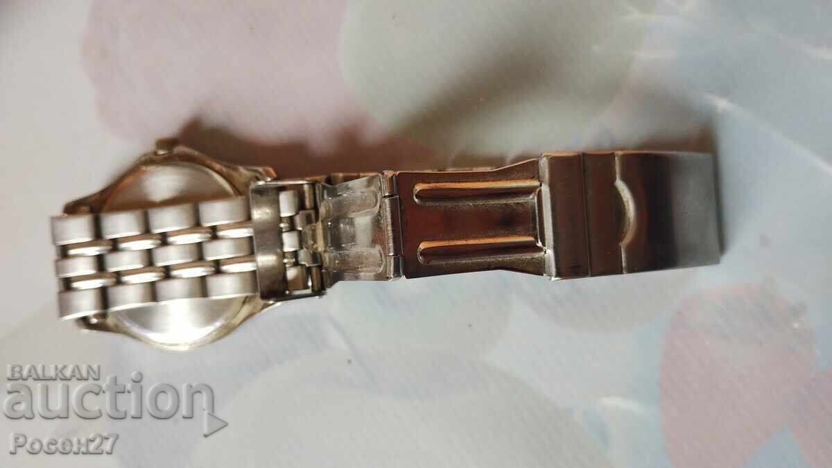 Ρολόι χαλαζία Q- Q με τιμή € 15.34 | 30.00 BGN