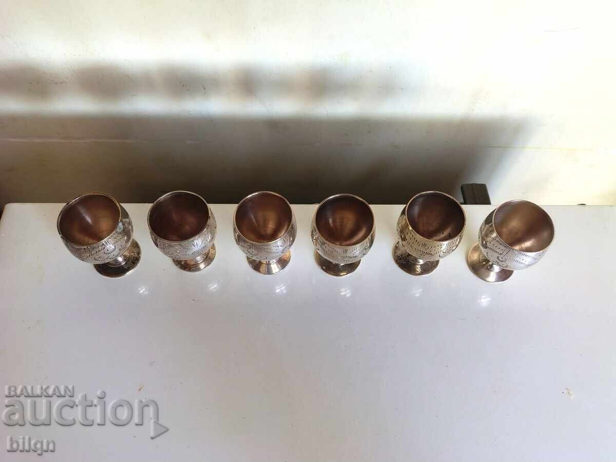 Доставка на Прекрасен Комплект Стари Бронзови Чашки-EPNS