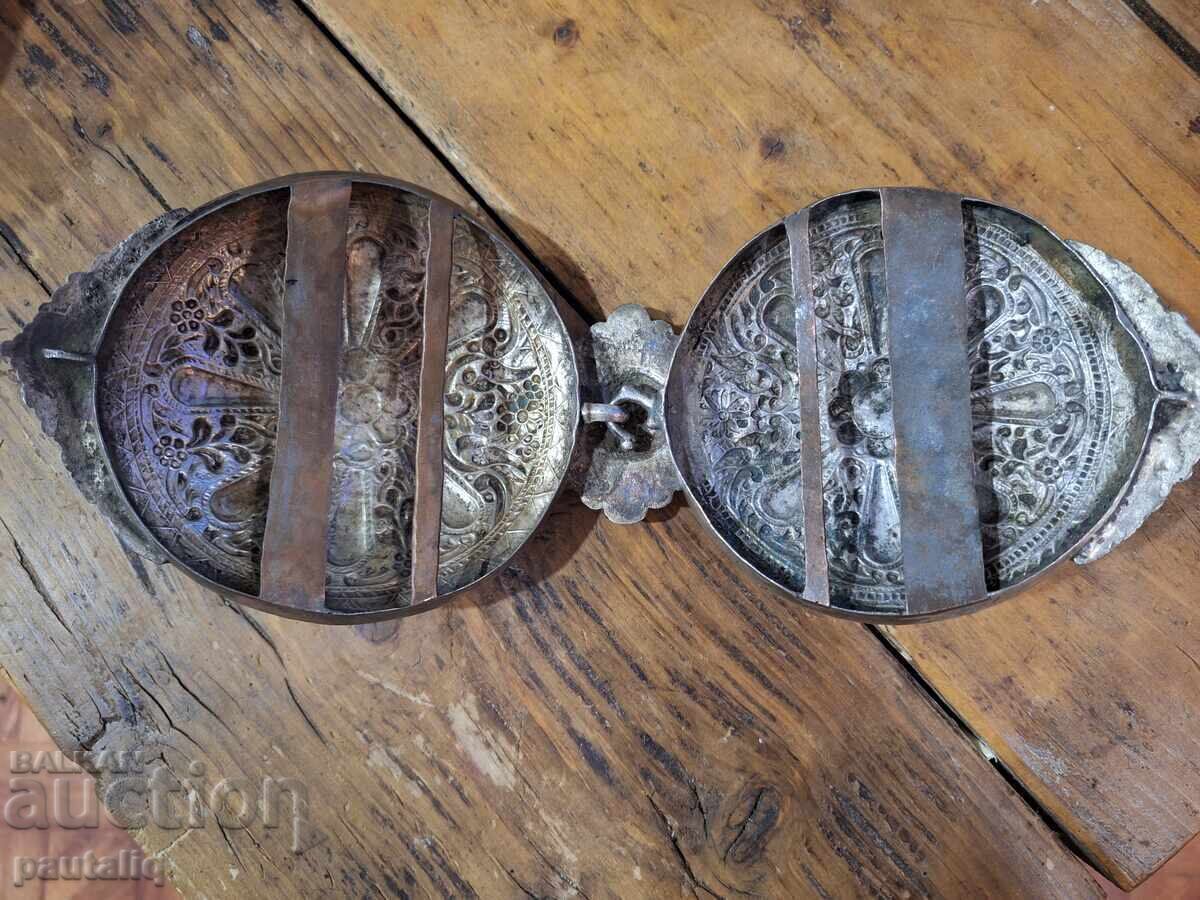 Delivery of SILVER KYUSTENDIL BUCKLES BUCKLE