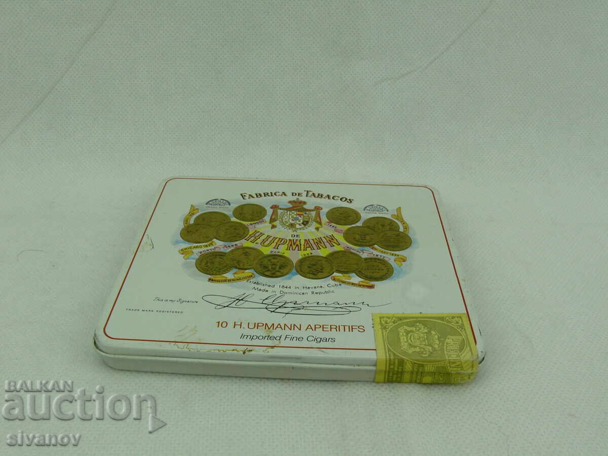 Παλιό μεταλλικό κουτί πούρων H. Upmann Aperitifs #2497 με τιμή 14.99 BGN | € 7.66