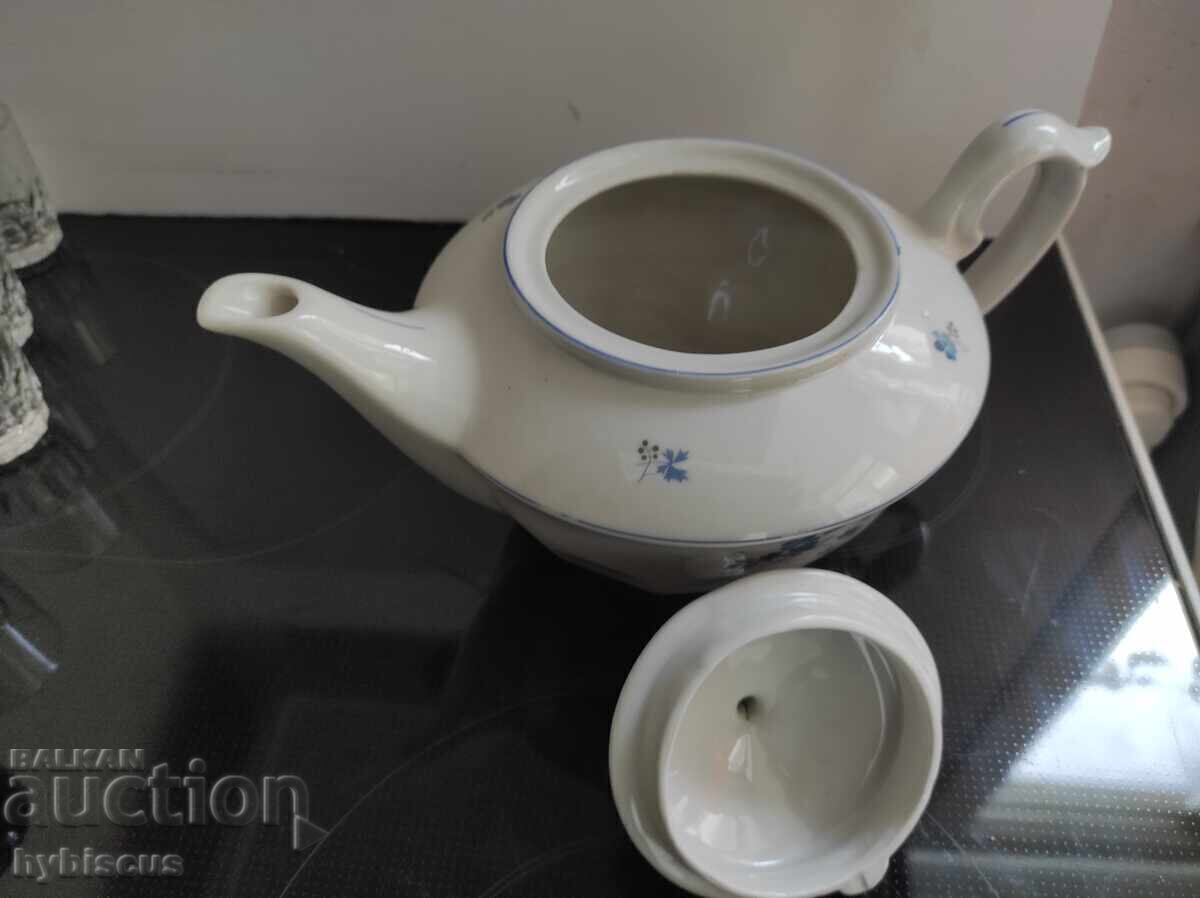 Bulgarian porcelain teapot Izida with price € 4.00 | 7.82 BGN
