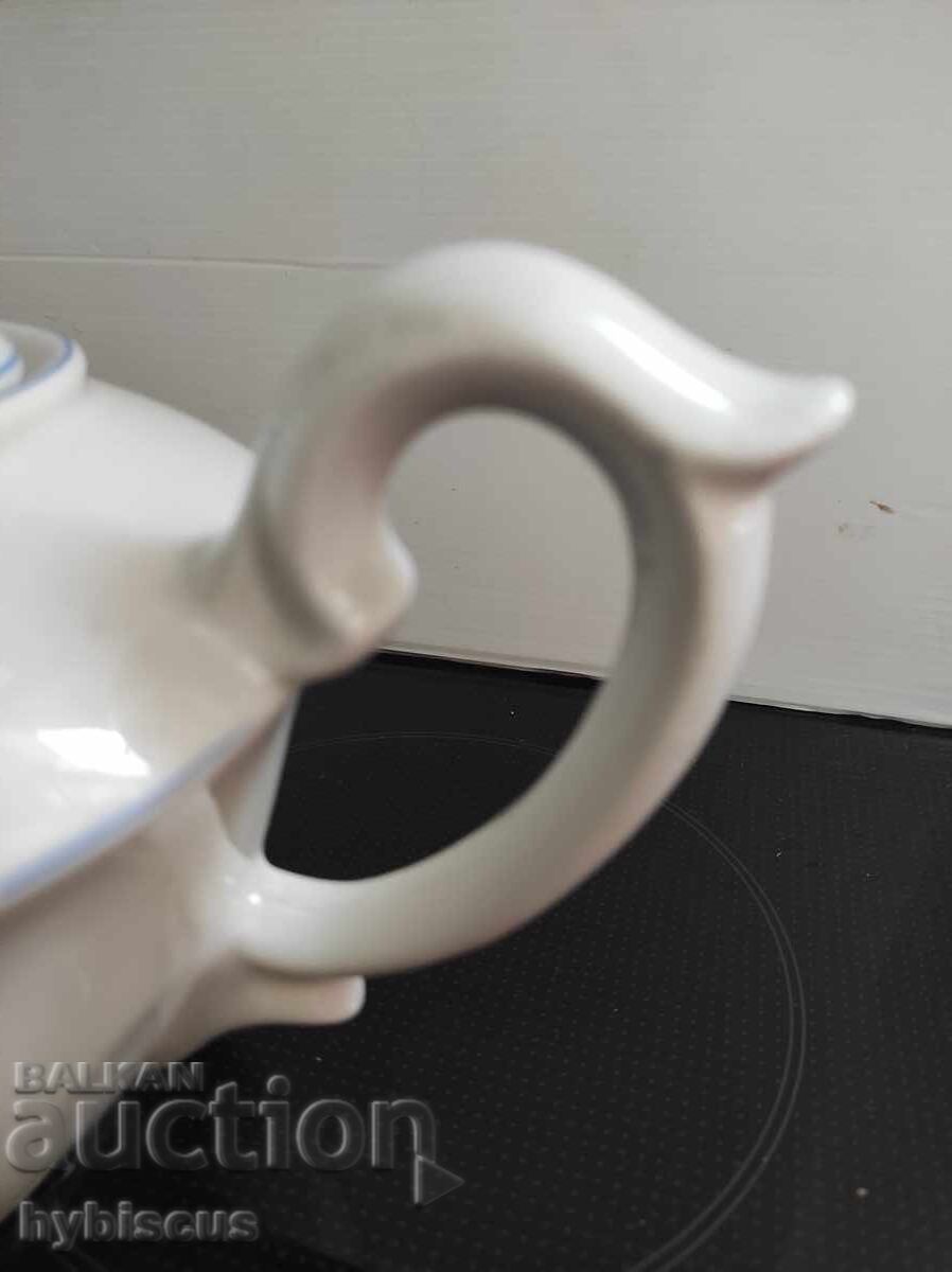 Licitație Ceainic de porțelan bulgăresc Izida