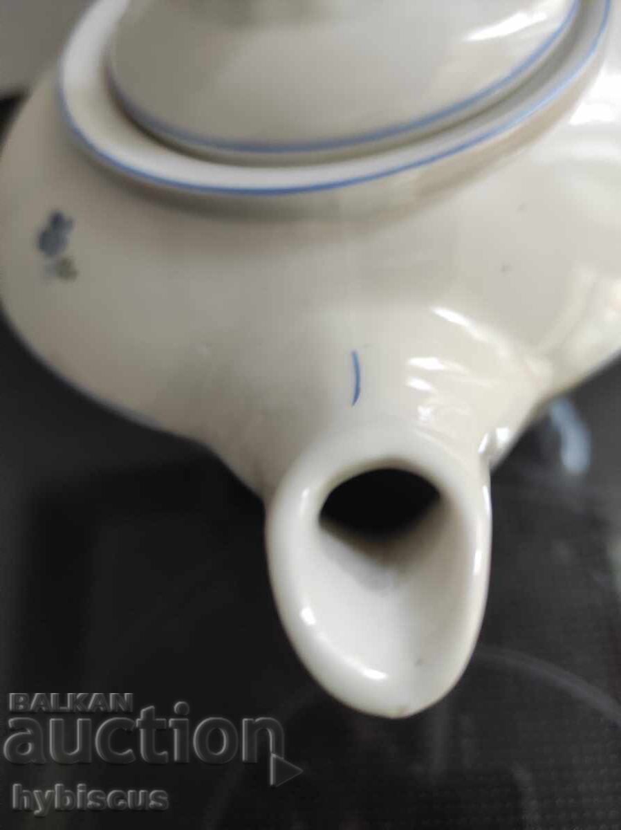 Delivery of Bulgarian porcelain teapot Izida