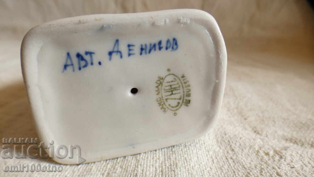Αυθεντική Φιγούρα - δημιουργός Ντενίσοφ - πορσελάνη Γκζελ Ρωσίας - 6