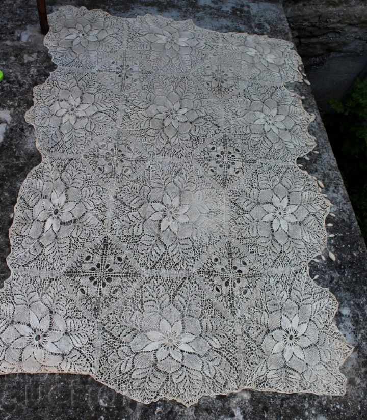 100-YEAR-OLD UNIQUE BED COVER, CROCHETED