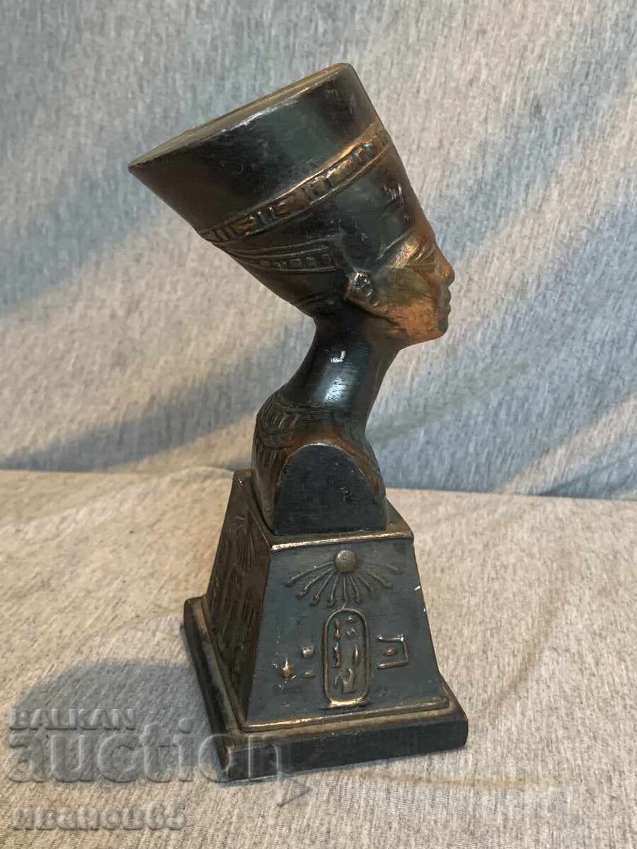 Nefertiti Egyptian Sculpture, Bust - 5 Nefertiti Egyptian Sculpture, Bust - 5