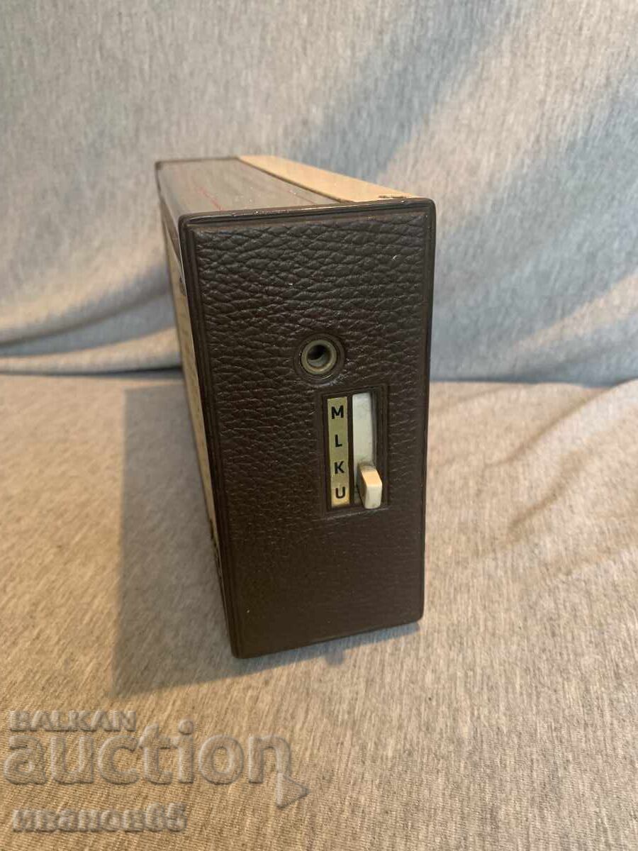 Delivery of Old Philipps Evette radio Delivery of Old Philipps Evette radio