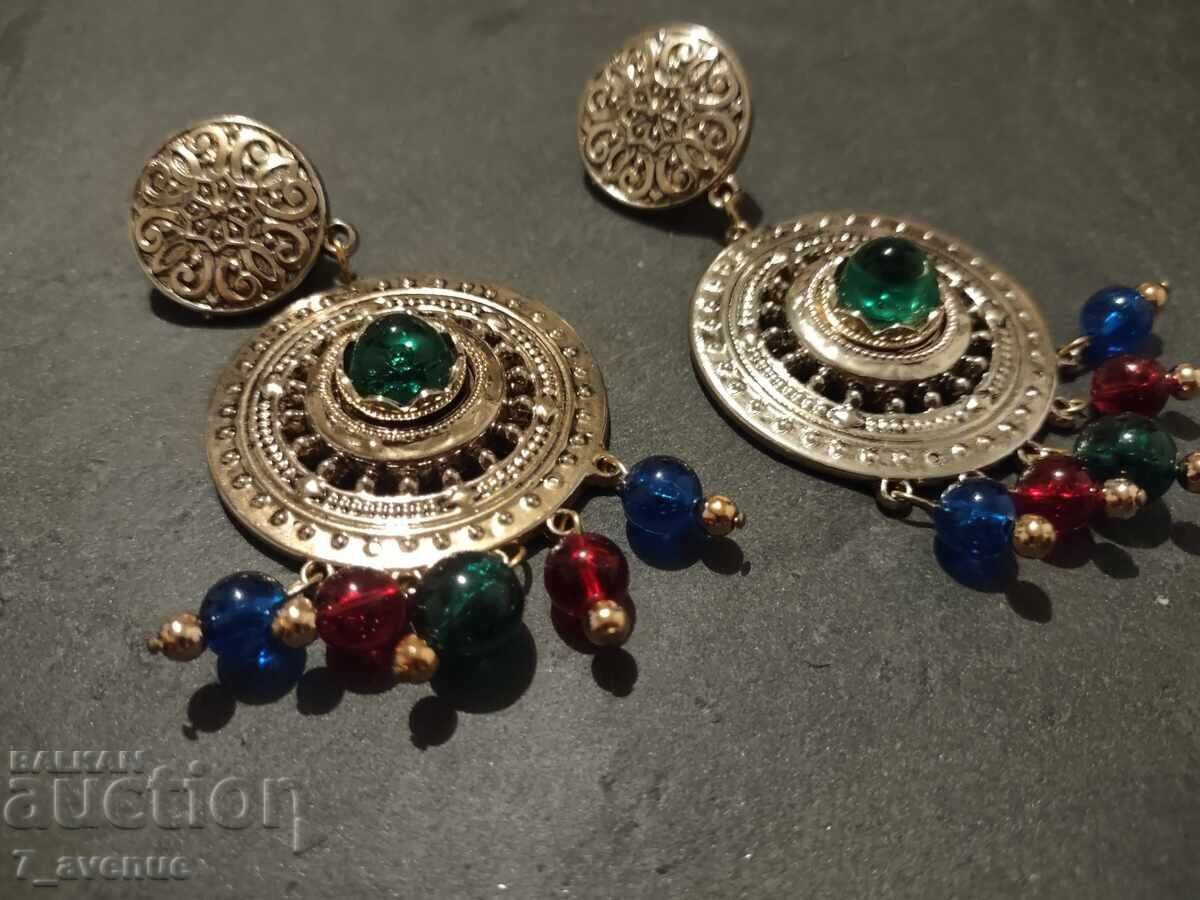 Σκουλαρίκια μακριά ελαφριά εντυπωσιακά 14.10.25 Σκουλαρίκια μακριά ελαφριά εντυπωσιακά 14.10.25