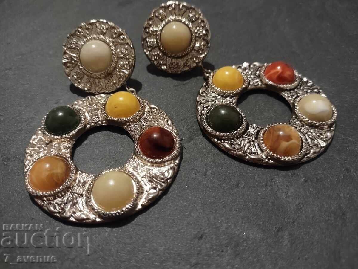 Σκουλαρίκια μακριά ελαφριά εντυπωσιακά 14.10.25 Σκουλαρίκια μακριά ελαφριά εντυπωσιακά 14.10.25