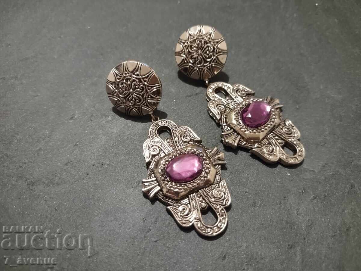 Livrarea Cercei lungi ușori efectivi 14.10.25