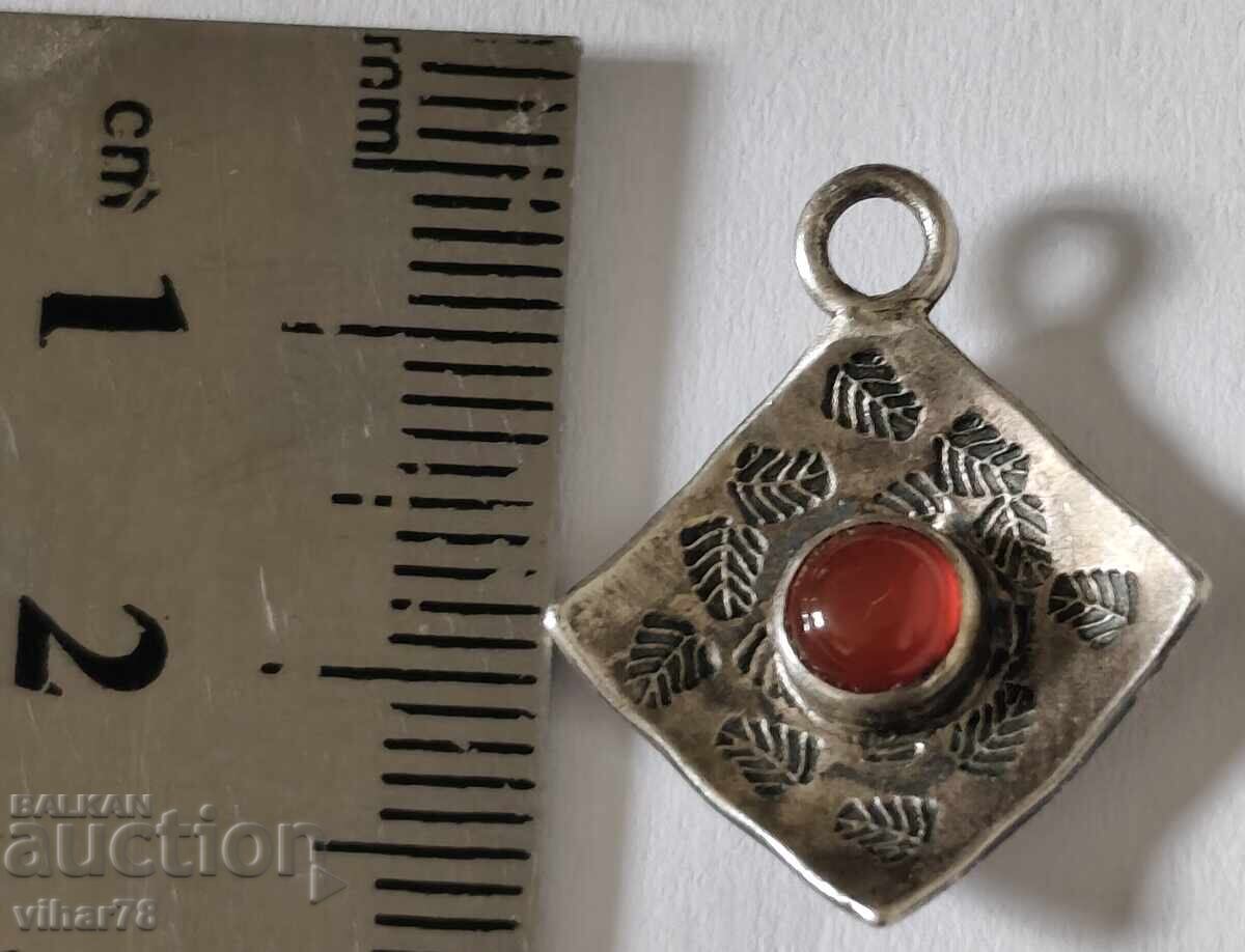 Silver pendant with price 27.99 BGN | € 14.31