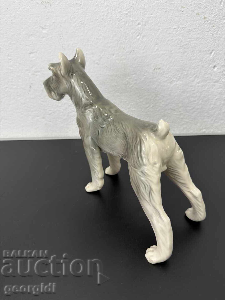 Πορσελάνινο ειδώλιο Σνάουτσερ - 6 Πορσελάνινο ειδώλιο Σνάουτσερ - 6