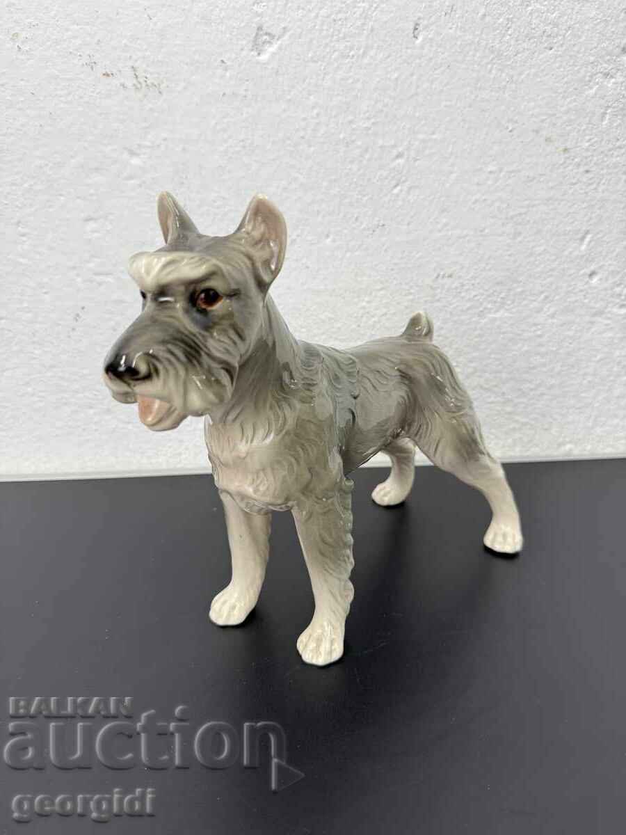 Πορσελάνινο ειδώλιο Σνάουτσερ Πορσελάνινο ειδώλιο Σνάουτσερ