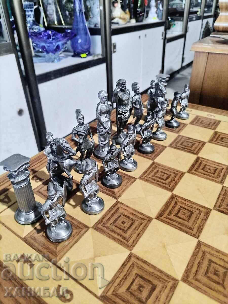 BEAUTIFUL CHESS SET WITH METAL FIGURES with price 350.00 BGN | € 178.95