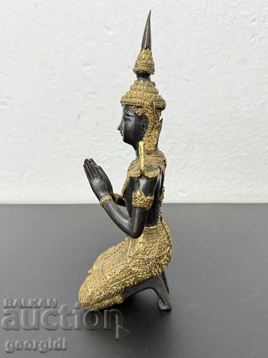 Delivery of Bronze Buddha figure. No. 7486 Delivery of Bronze Buddha figure. No. 7486