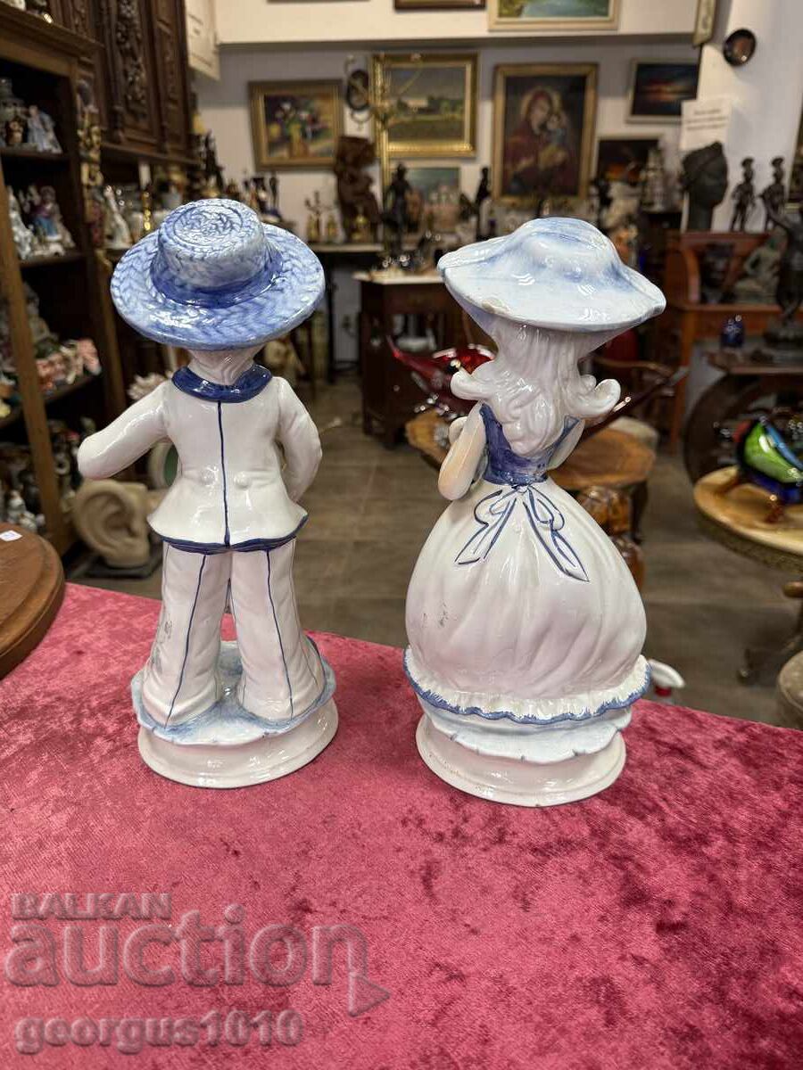Delivery of Pair of Italian porcelain figures No. 7482