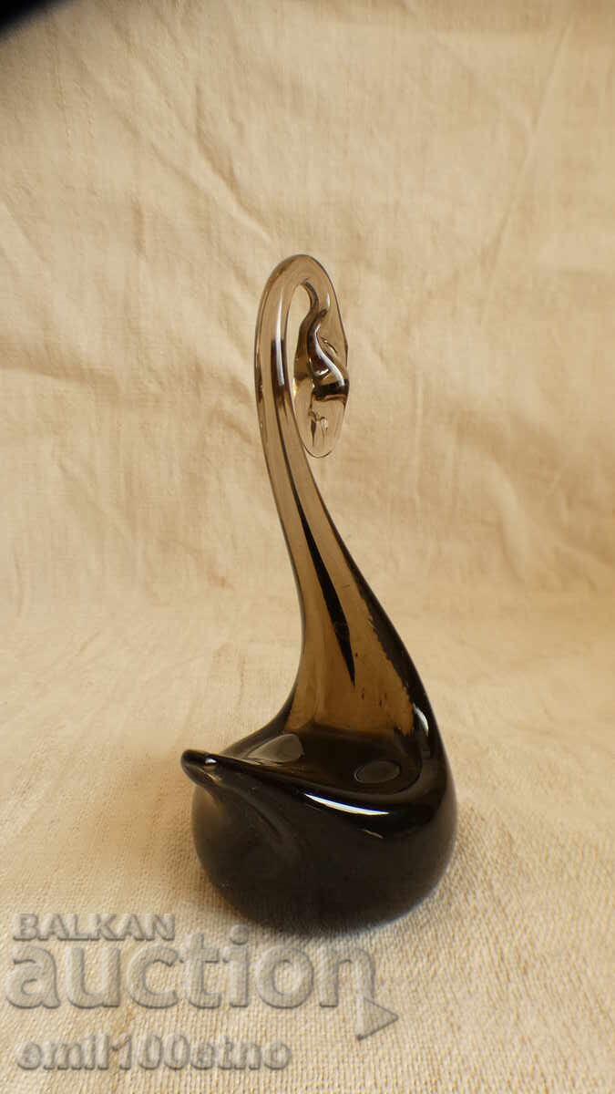 Delivery of Swan Figure - Handcrafted Glass