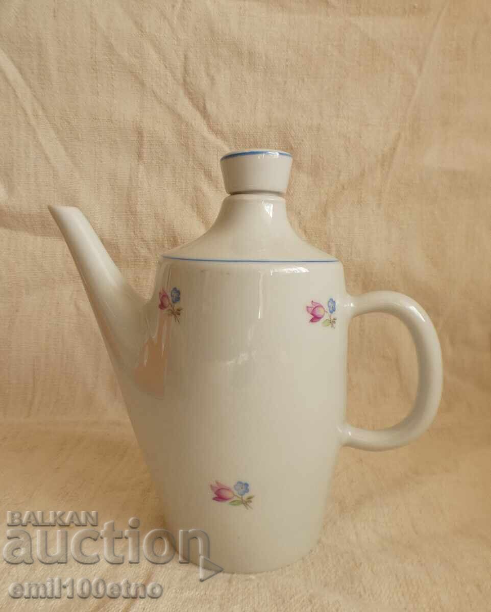 Кана стар български порцелан Дянко Стефанов Разград с цена 15.00 лв. | € 7.67 Кана стар български порцелан Дянко Стефанов Разград с цена 15.00 лв. | € 7.67