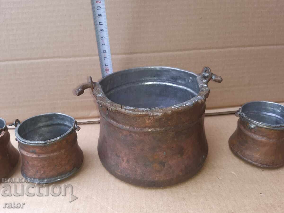 Δημοπρασία Παλιά χάλκινα σφυρήλατα τηγάνια - 7 τεμάχια, τηγάνι, κανάτι, δοχείο