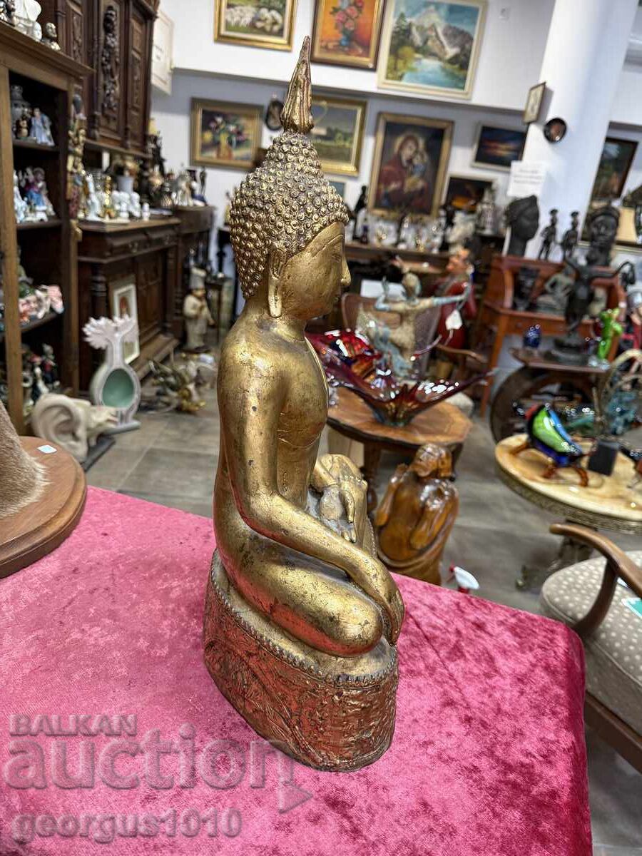 Delivery of Large Bronze Buddha Statue No. 7488