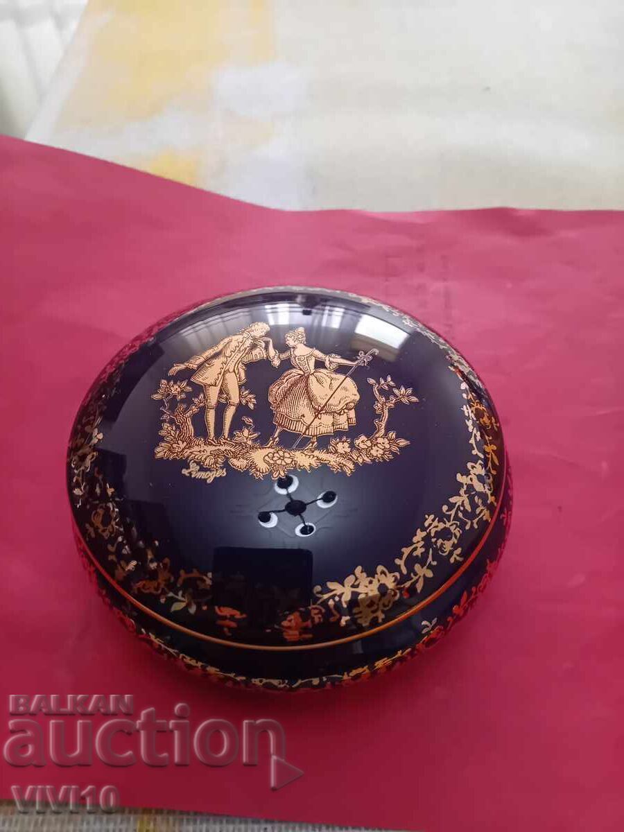 Αντίκα κουτί κοσμημάτων, Λιμόζ, Επιχρύσωση