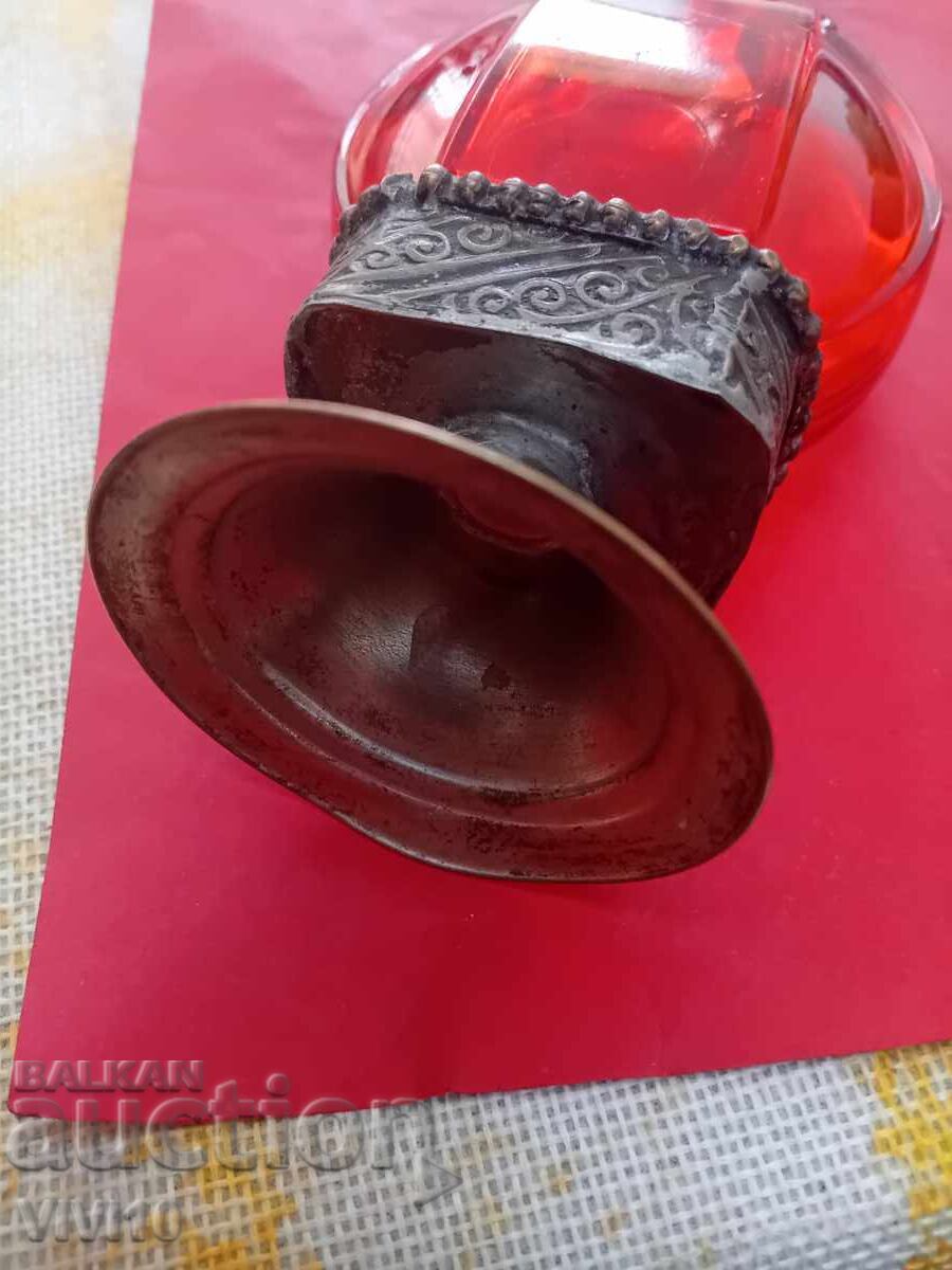 Auction  Antique perfume bottle