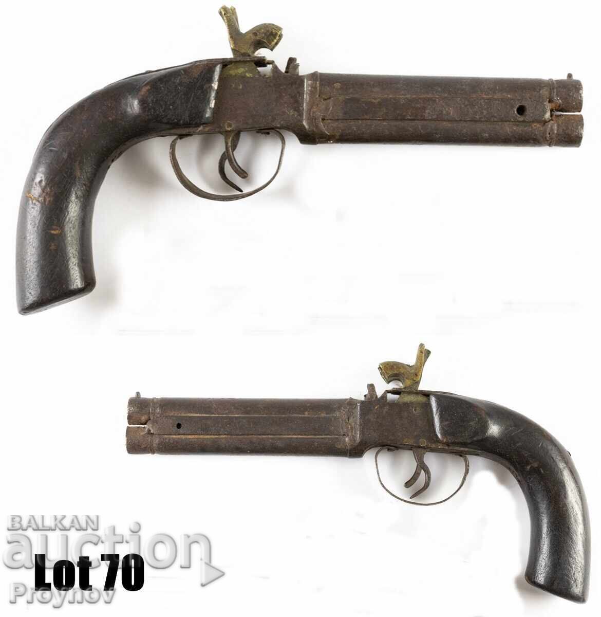Auction  18th Century Capsule Double-Barreled Pistol