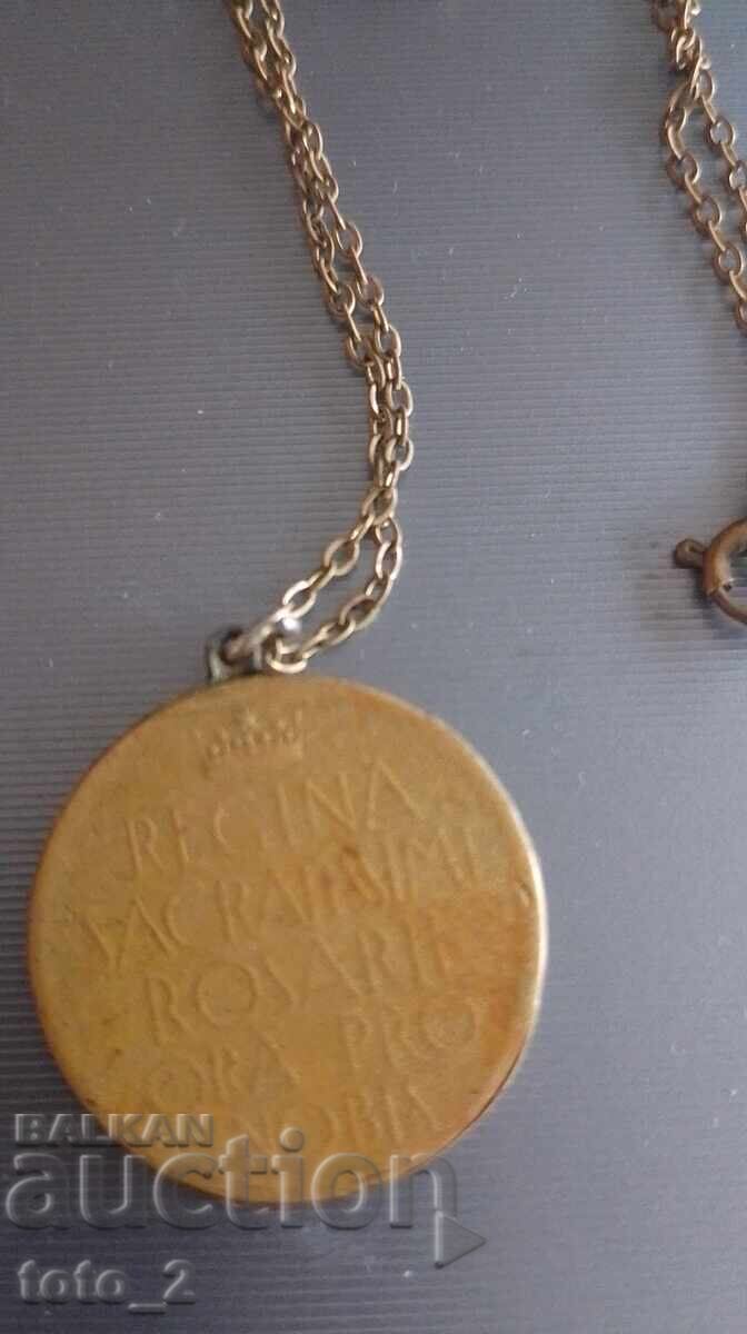 OLD MEDALLION WITH BIBLICAL MOTIF with price 19.90 BGN | € 10.17 OLD MEDALLION WITH BIBLICAL MOTIF with price 19.90 BGN | € 10.17