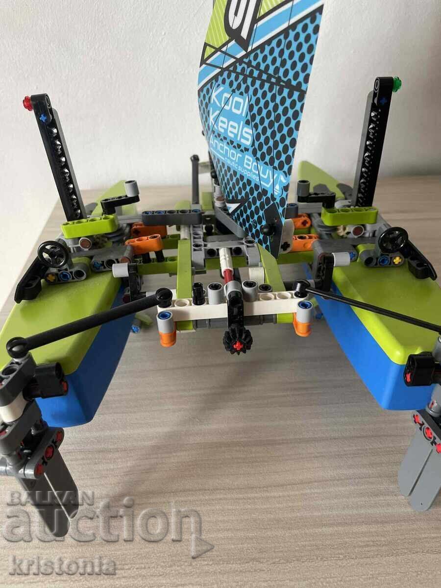 LEGO Technic Catamaran (Катамаран Лего) 42105 с цена 188.00 лв. | € 96.12 LEGO Technic Catamaran (Катамаран Лего) 42105 с цена 188.00 лв. | € 96.12