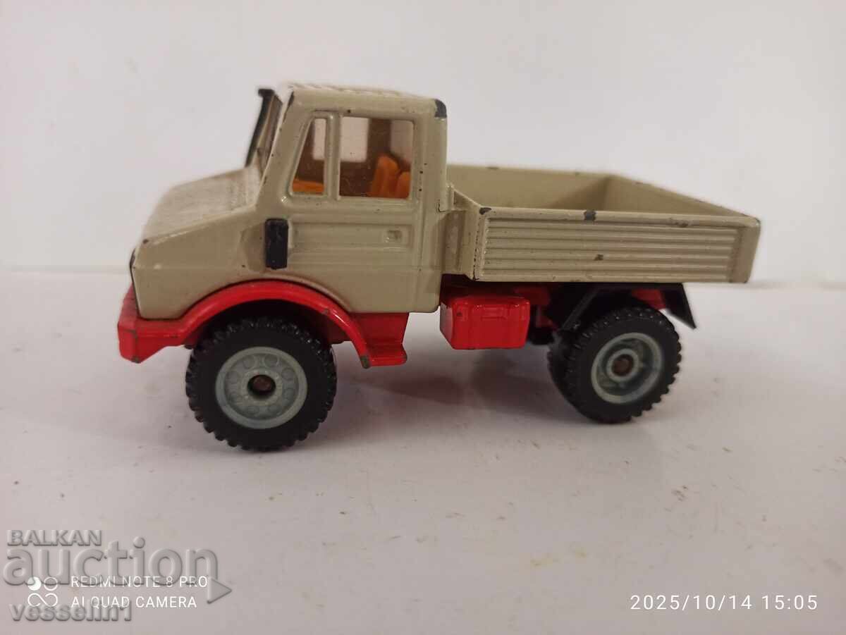 Old toy Siku truck Mercedes Unimog U1500 with price € 11.25 | 22.00 BGN