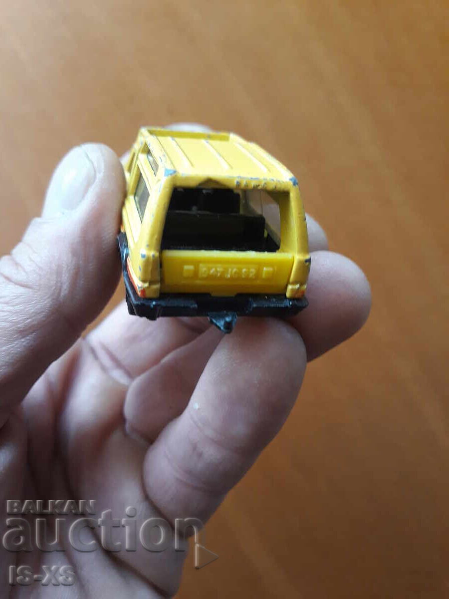 Delivery of MACHBOX ENGLAND MATRA RANCHO Delivery of MACHBOX ENGLAND MATRA RANCHO