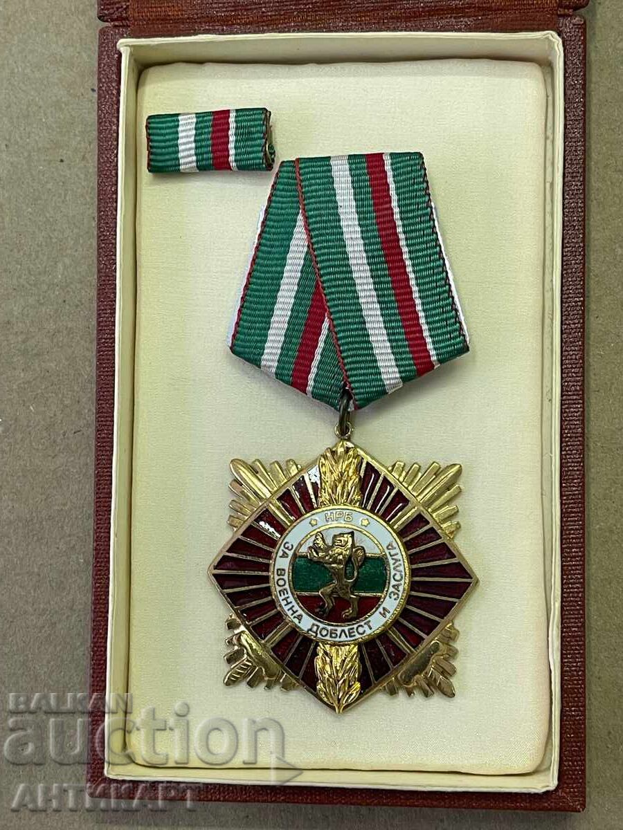 Order for Military Valor and Merit, 1st Class, with Box and Miniature Order for Military Valor and Merit, 1st Class, with Box and Miniature