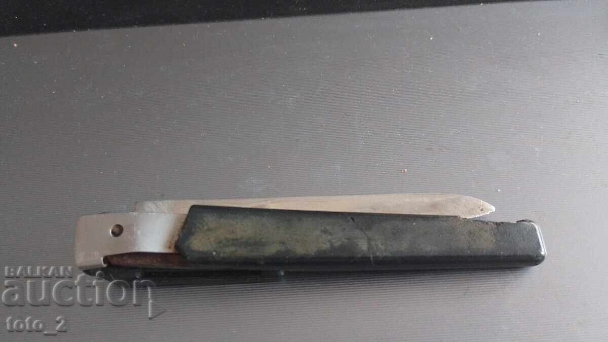 ΠΑΛΙΟ ΤΣΕΠΙΚΟ ΜΑΧΑΙΡΙ "ΦΚ "ΜΠΕΡΟΕ" με τιμή 5.00 BGN | € 2.56