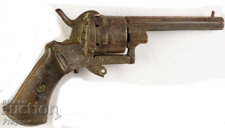 Very old revolver with price 190.00 BGN | € 97.15
