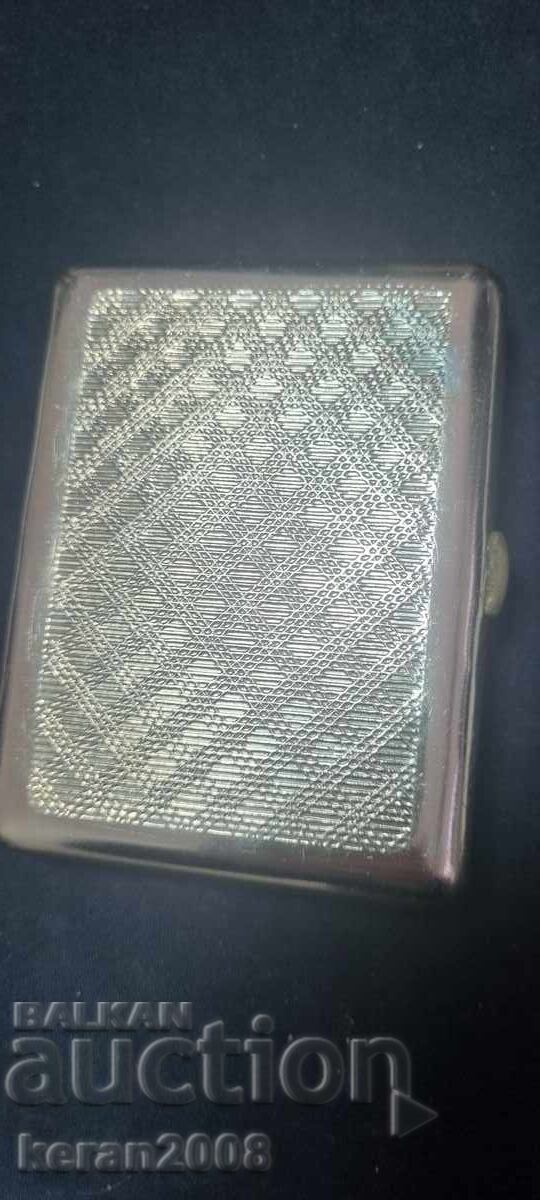 The snuff box with price 2.00 BGN | € 1.02