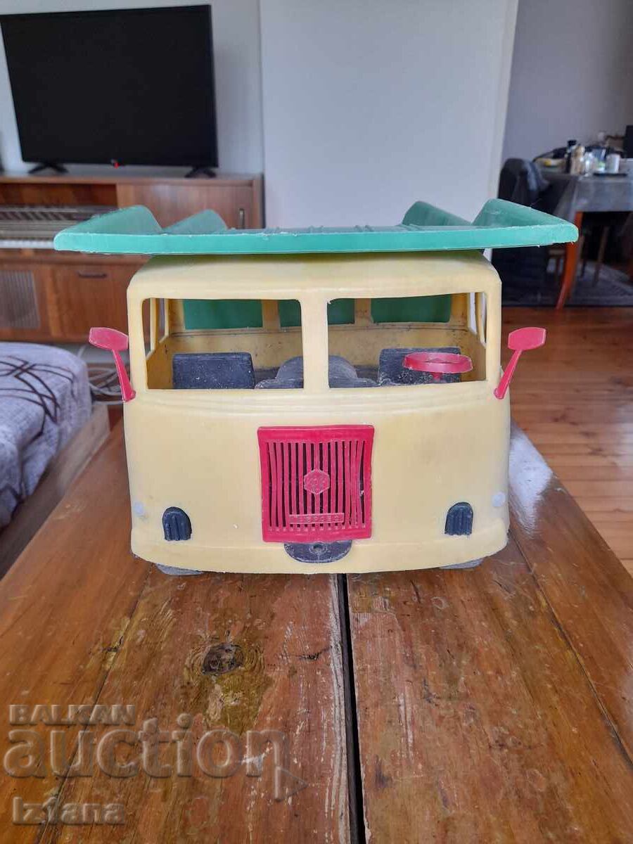 Старо камионче КДН