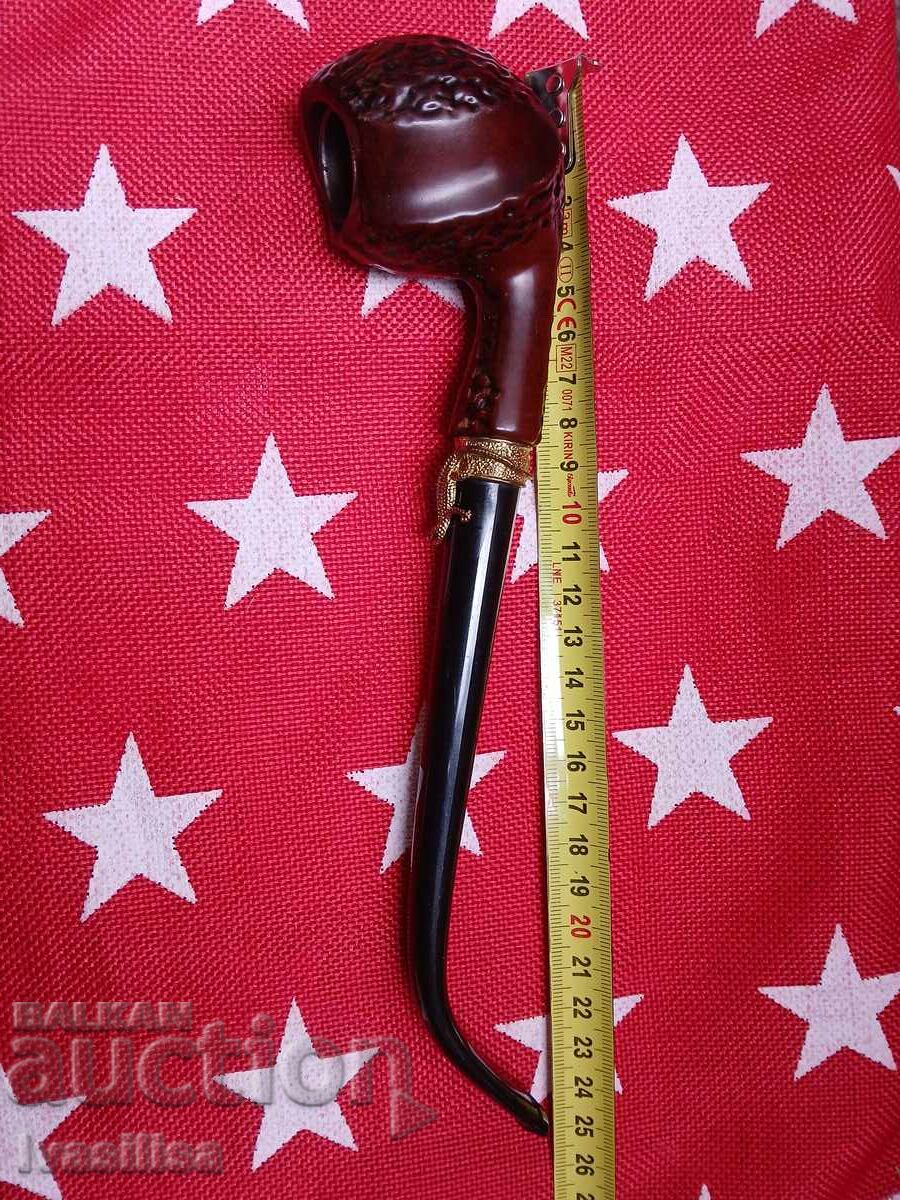 Μεγάλη όμορφη πίπα