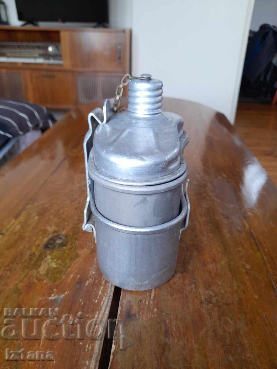 Old military canteen, cans with price 75.00 BGN | € 38.35
