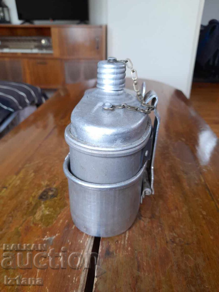 Delivery of Old military canteen, cans