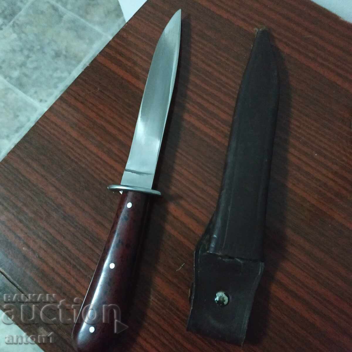 Licitație Cuţit Licitație Cuţit