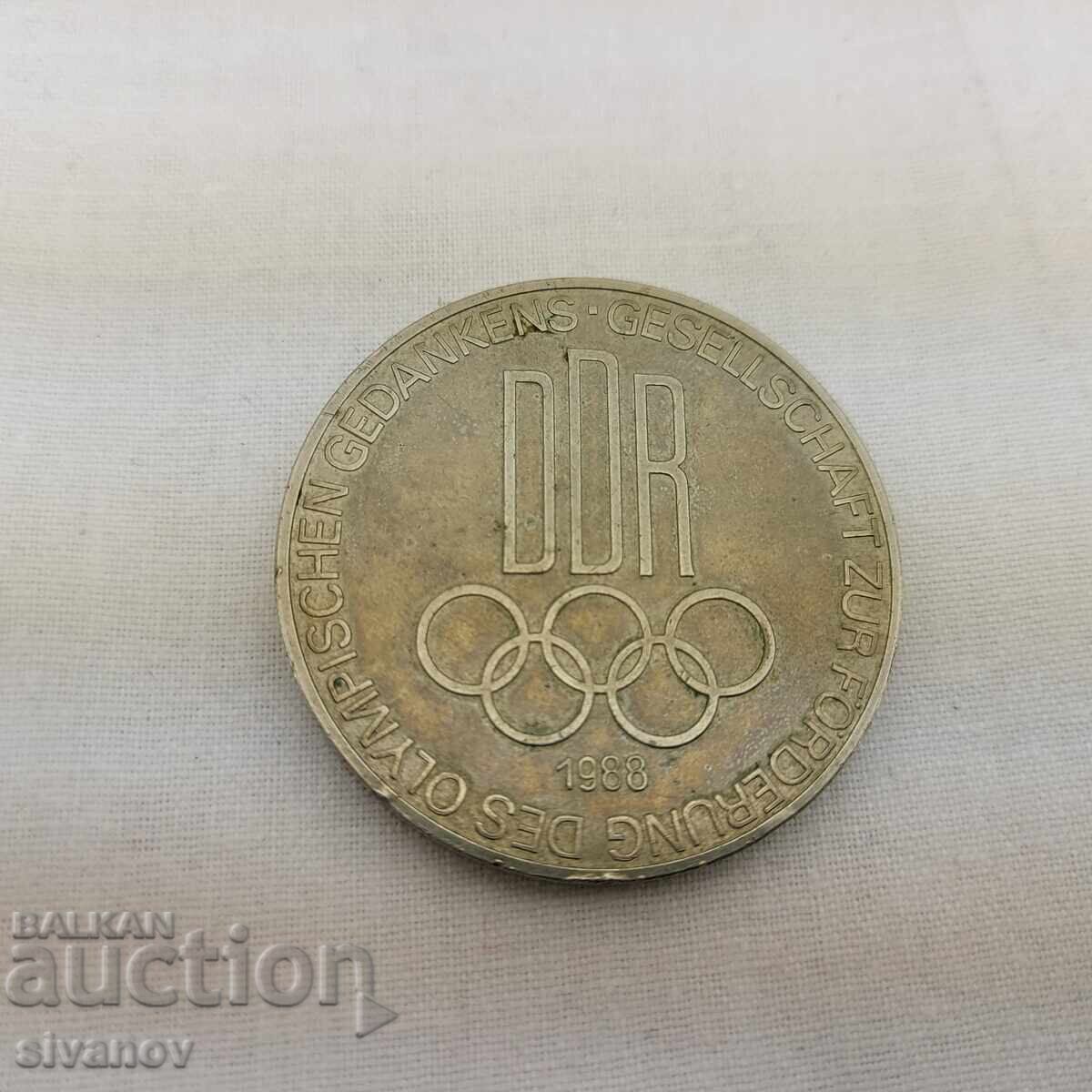 Παλαιό πλακέ μετάλλιο 1988 Ανατολική Γερμανία (ΓΛΔ) Μπομπσλέι #2565 με τιμή 14.99 BGN | € 7.66