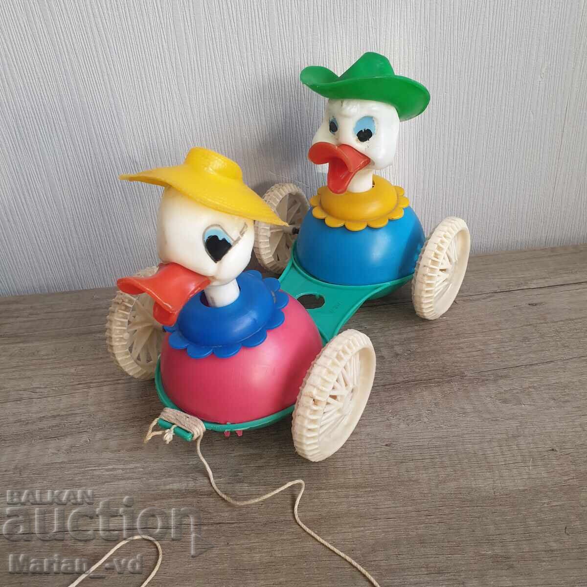 Licitație Jucărie pentru copii, rațe (Socială)